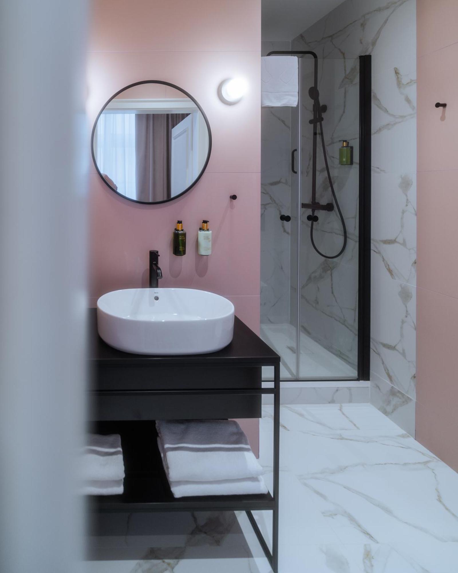 Hotel Pietryna Łódź Eksteriør bilde