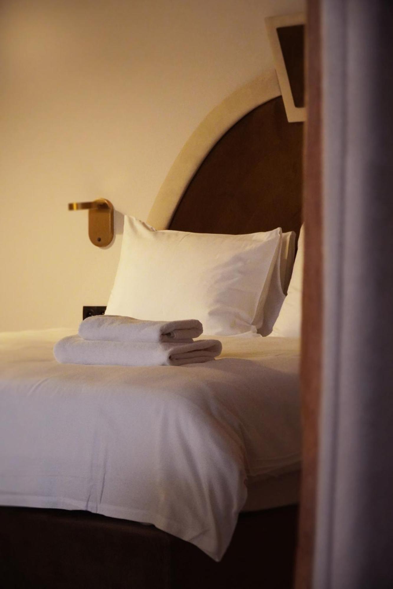 Hotel Pietryna Łódź Eksteriør bilde