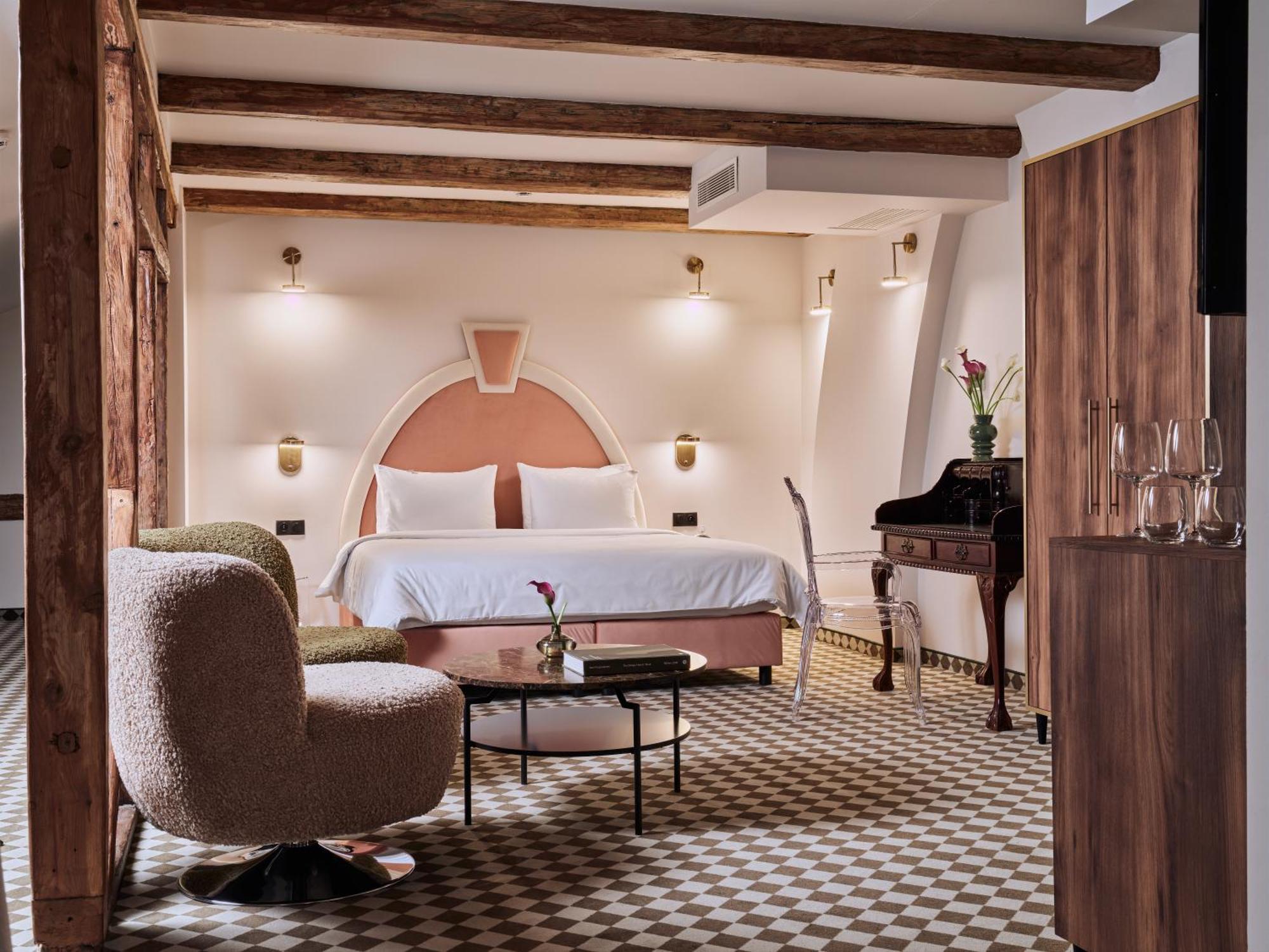 Hotel Pietryna Łódź Eksteriør bilde